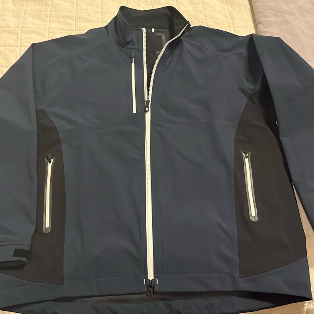 Footjoy Dryjoys size large navy and black rain jacket